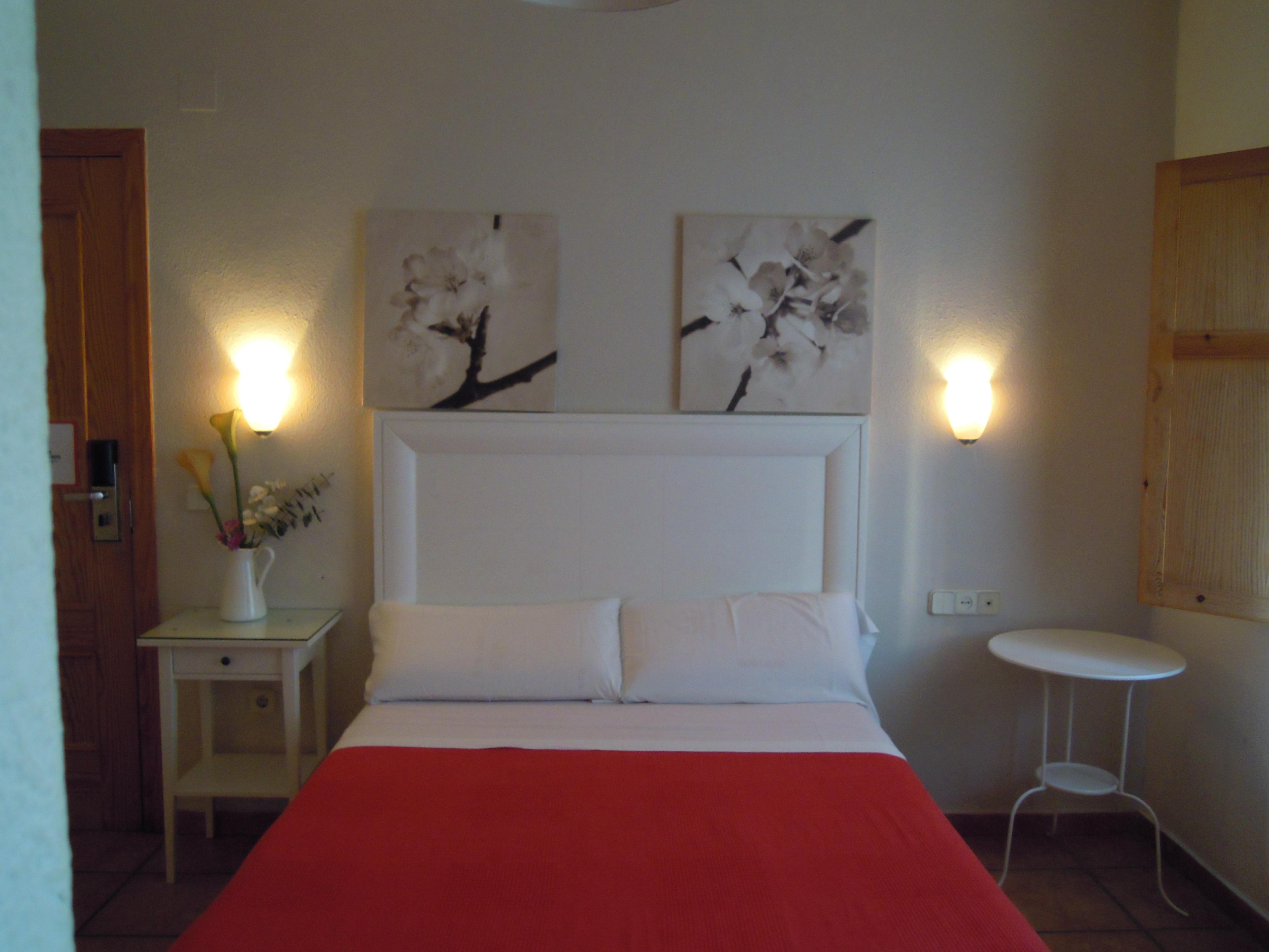 Hostal Moscatel Malaga Exterior photo
